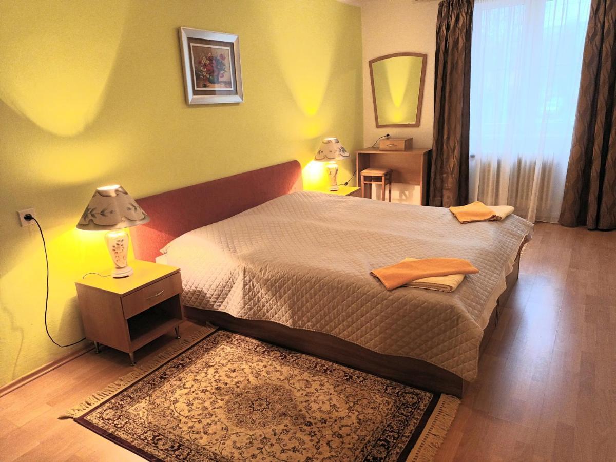 Hostel ŠD Němcovej 1 Košice Exteriér fotografie